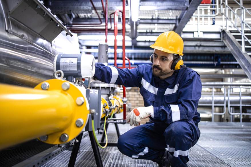Industrial Noise Control Benefits: Reduce Risk And Improve Focus